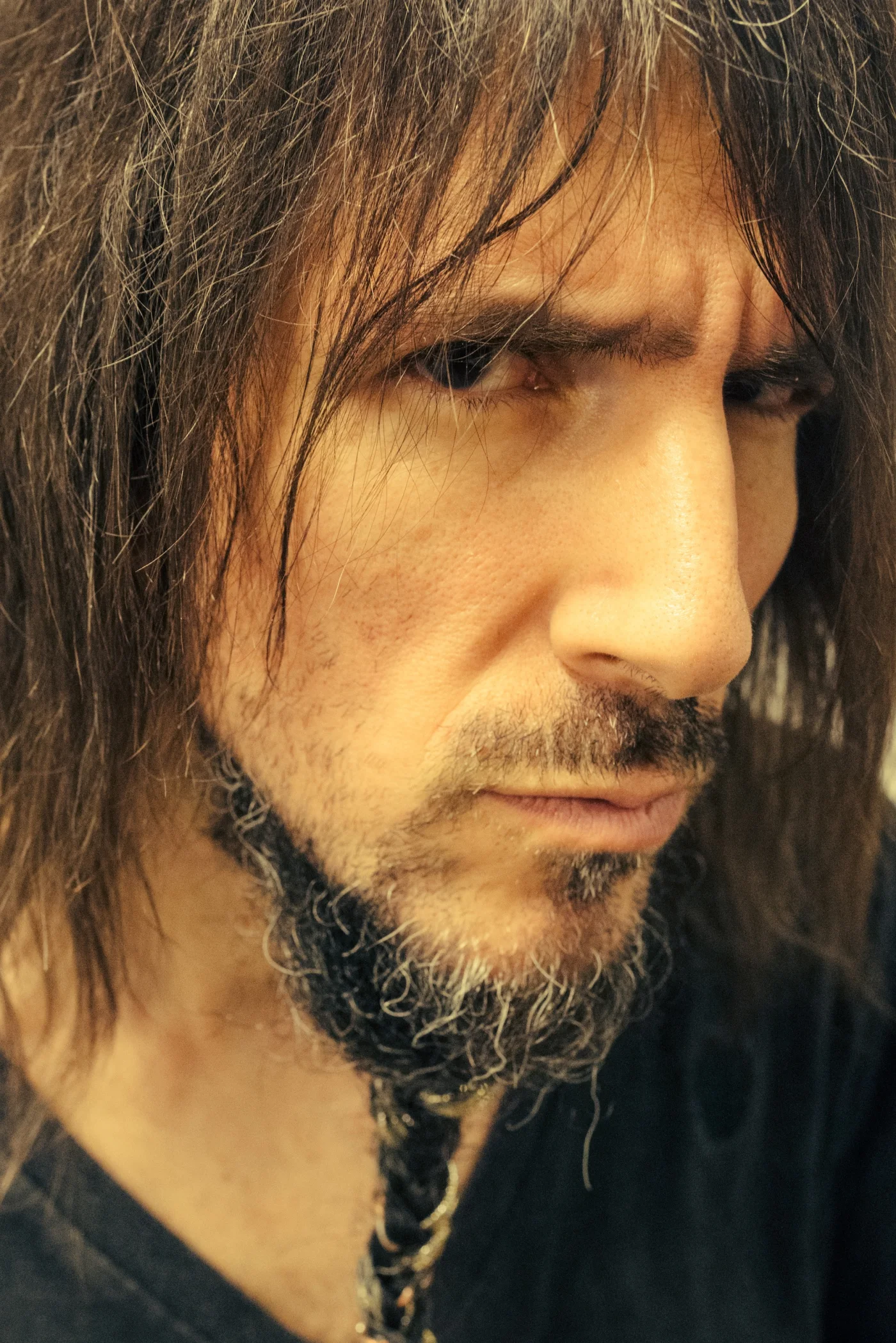 Nærportræt af Ron “Bumblefoot” Thal